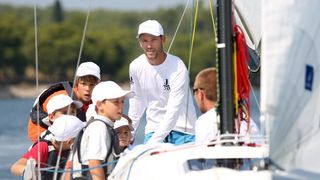 Zlatni olimpijci Fantela i Marenić družili se sa šibenskom djecom povodom dana jedrenja. Photo: Duško Jaramaz/PIXSELL Zlatni olimpijci Fantela i Marenić družili se sa šibenskom djecom povodom dana jedrenja. Photo: Duško Jaramaz/PIXSELL