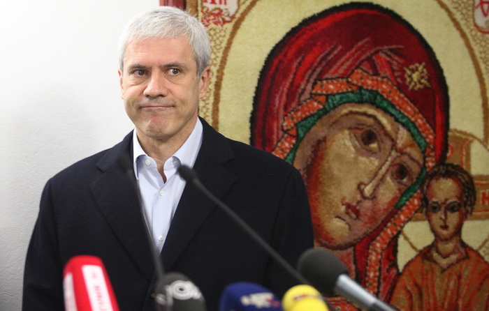 Krupa, 251110.
Boris Tadic i Ivo Josipovic posjetili su manastir Krupa.
Na slici: Boris Tadic.
Foto: Vladimir Ivanov / CROPIX Krupa, 251110.
Boris Tadic i Ivo Josipovic posjetili su manastir Krupa.
Na slici: Boris Tadic.
Foto: Vladimir Ivanov / CROPIX