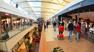 Supernova: Večer super popusta 17. svibnja 2014. Foto: Iva Perinčić Supernova: Večer super popusta 17. svibnja 2014. Foto: Iva Perinčić