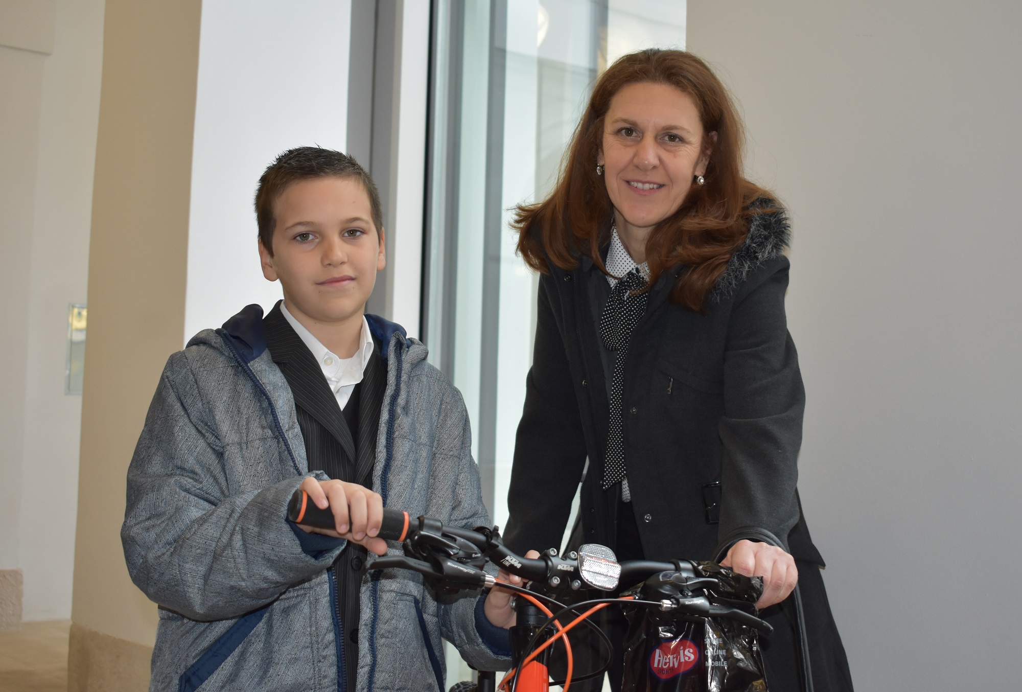 Dodjela nagrada učenicima za radove na natječaju “Hrvatska kakvu želimo” Dodjela nagrada učenicima za radove na natječaju “Hrvatska kakvu želimo”