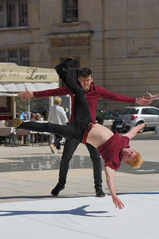 Posljednje pripreme za svjetsku premijeru novog modela BMW-a Gran Tourer serije 22, foto: Dino Stanin/PIXSELL Posljednje pripreme za svjetsku premijeru novog modela BMW-a Gran Tourer serije 22, foto: Dino Stanin/PIXSELL