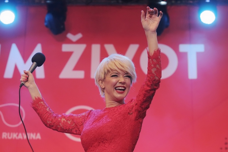 Na zagrebačkom Trgu bana Josipa Jelačića održan je jubilarni 10. humanitarni koncert Želim život za zakladu Ana Rukavina. Photo:Tomislav Miletić/PIXSELL Na zagrebačkom Trgu bana Josipa Jelačića održan je jubilarni 10. humanitarni koncert Želim život za zakladu Ana Rukavina. Photo:Tomislav Miletić/PIXSELL