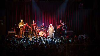 Esma Redžepova, prateći bend Folk Masters i gost Ibus Ibraimovski @ Arsenal Zadar Esma Redžepova, prateći bend Folk Masters i gost Ibus Ibraimovski @ Arsenal Zadar