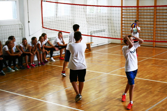 Europski dan sporta 2015: Sportski dan u OŠ Petra Preradovića, Foto: Marija Cvetković Europski dan sporta 2015: Sportski dan u OŠ Petra Preradovića, Foto: Marija Cvetković