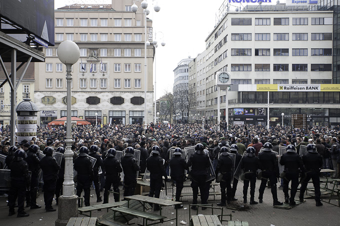 Zadarski branitelji na prosvjedu u Zagrebu 26. veljace 2011, Foto: Leo Banic Zadarski branitelji na prosvjedu u Zagrebu 26. veljace 2011, Foto: Leo Banic