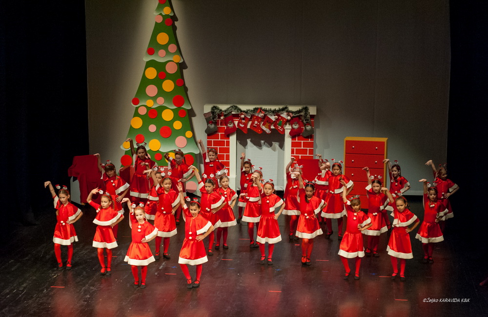 HNK Zadar: Premijera predstave “Pravo na…” Plesne udruge “Gesta” HNK Zadar: Premijera predstave “Pravo na…” Plesne udruge “Gesta”