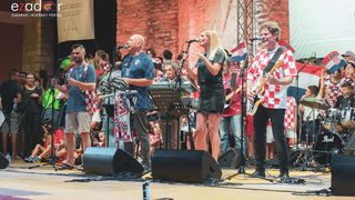 Zadar priredio čudesan doček svojim Vatrenim herojima (1)