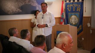 Dan Općine Vir proslavljen uz spektakularni koncert Prljavog Kazališta i vatromet Dan Općine Vir proslavljen uz spektakularni koncert Prljavog Kazališta i vatromet