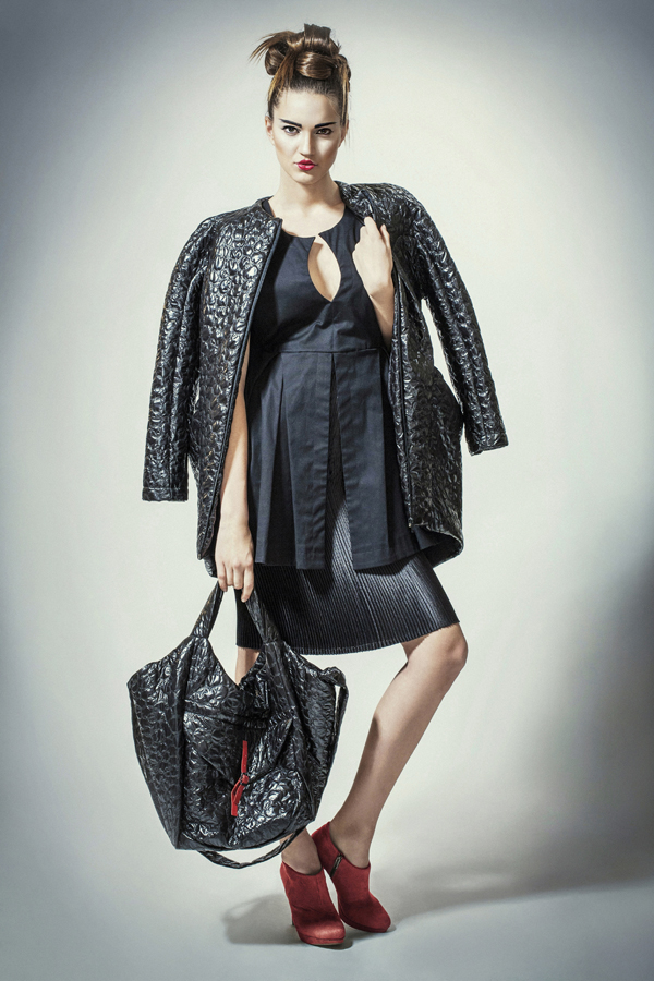 Fotografije predstavljanja dijela novih jesensko-zimskih kolekcija hrvatskih dizajnera LOOKBOOK Fall / Winter 2012-2013 na portalu www.moda.hr Fotografije predstavljanja dijela novih jesensko-zimskih kolekcija hrvatskih dizajnera LOOKBOOK Fall / Winter 2012-2013 na portalu www.moda.hr