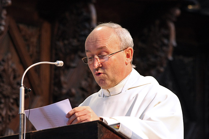 Polaganje vijenaca u more – pomorska skola