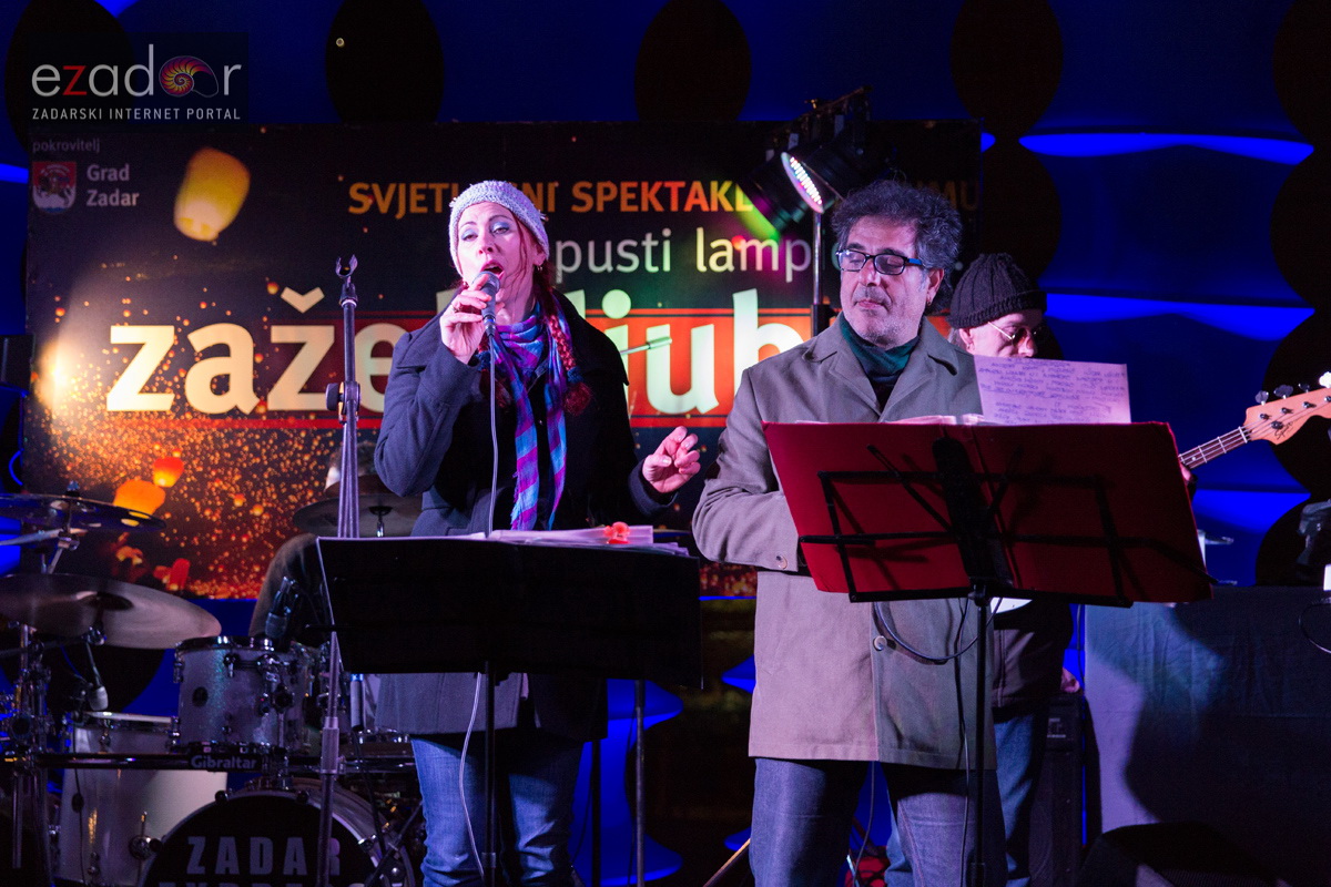 Humanitarni svjetlosni spektakl “Zaželi ljubav” na zadarskom Forumu, 18. veljače 2017. Humanitarni svjetlosni spektakl “Zaželi ljubav” na zadarskom Forumu, 18. veljače 2017.