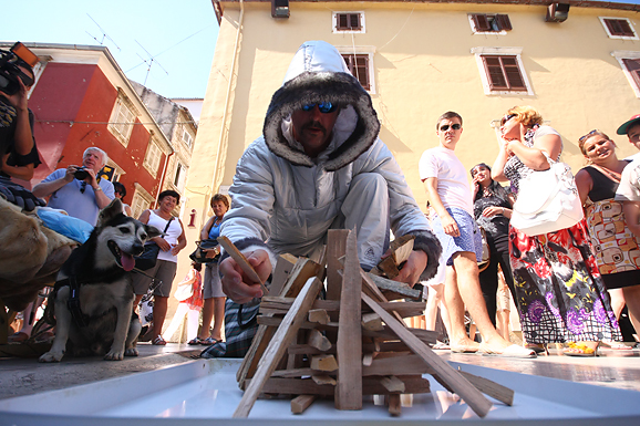 Performance Enia Meštrovića (foto:Saša Čuka)