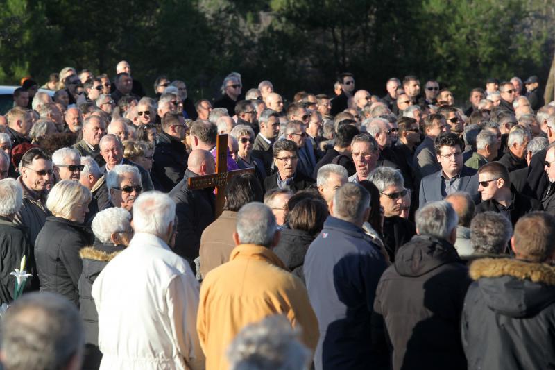 Vir – Pogreb bivseg nogometasa i trenera Tome Basic. Photo: Filip Brala/PIXSELL