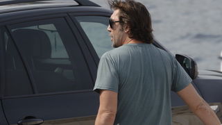 Prigradica, otok Korcula , 270911.
Glumac Javier Bardem snimljen prilikom ukrcaja u brod Majsan marke Beneteau Antares 10,80  koji ga je prebacio na svjetionik Plocica na snimanje filma “Venuto al mondo”.
Foto: Tom Dubravec /  CROPIX