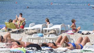 Guštanje na primoštenskim plažama. Photo: Hrvoje Jelavić/PIXSELL Guštanje na primoštenskim plažama. Photo: Hrvoje Jelavić/PIXSELL