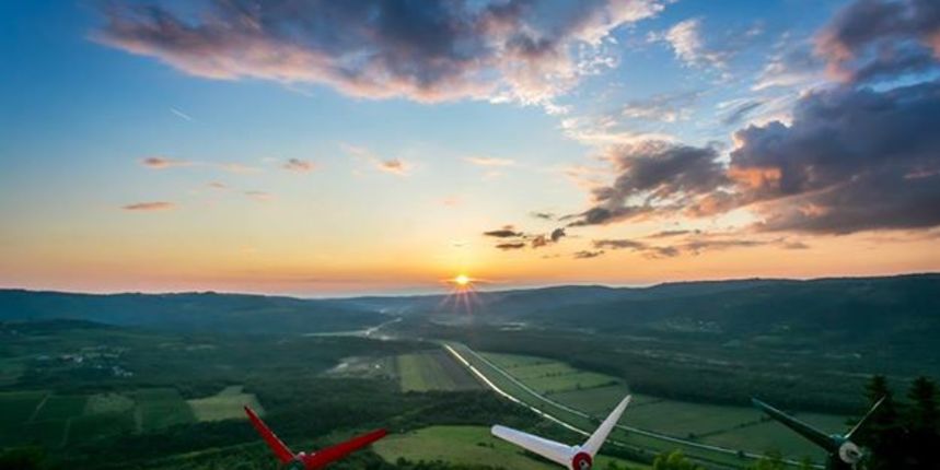 Motovun film festiva (foto: facebook/ Fotografi: Nina Đurđević, Julian Duval, Diana Zadro) Motovun film festiva (foto: facebook/ Fotografi: Nina Đurđević, Julian Duval, Diana Zadro)