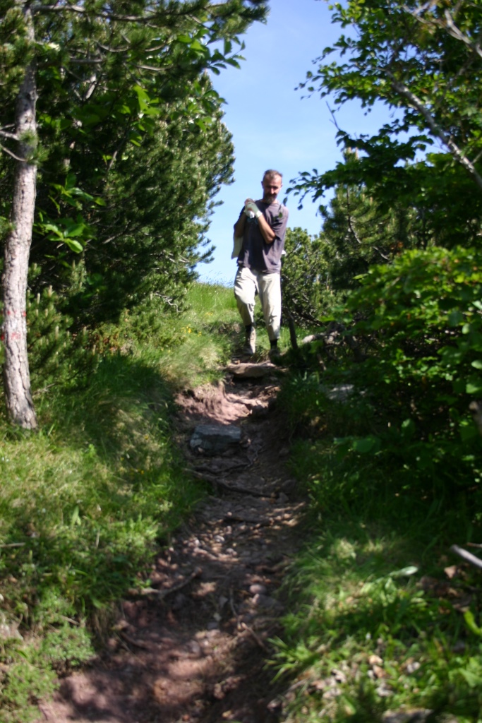Obnova skloništa na Vlaškom gradu, foto: PD Paklenica Obnova skloništa na Vlaškom gradu, foto: PD Paklenica