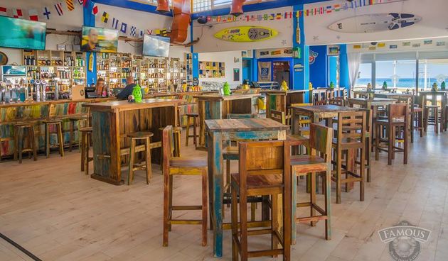 Famous bar, foto: Facebook