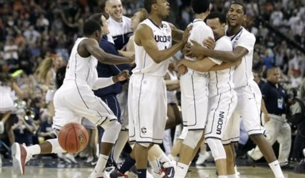 Slavlje igrača Connecticuta, Foto: AP Photo