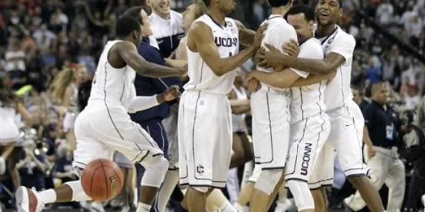 Slavlje igrača Connecticuta, Foto: AP Photo