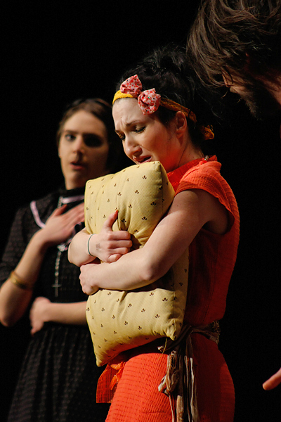 Zadarska Noć kazališta – “Teštament” (foto:Saša Čuka) Zadarska Noć kazališta – “Teštament” (foto:Saša Čuka)