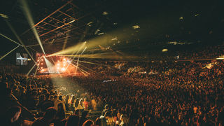 Trijumfalni koncert Saše Matića u rasprodanoj Areni Zagreb Trijumfalni koncert Saše Matića u rasprodanoj Areni Zagreb