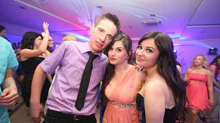 Maturalna večer Ekonomske škole (foto:Saša Čuka) Maturalna večer Ekonomske škole (foto:Saša Čuka)