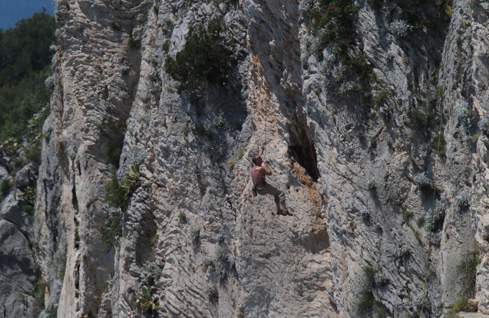 Norveški pisac i strastveni penjač Jo Nesbo uspeo se na hridi Marjana