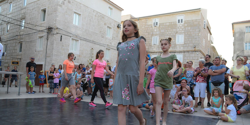 Pag, plesna udruga Kissa Pag, plesna udruga Kissa