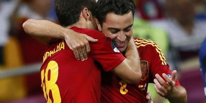 Jordi Alba i Xavi Hernandez, foto: Reuters Jordi Alba i Xavi Hernandez, foto: Reuters