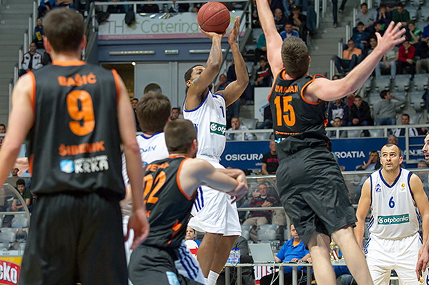 A-1 liga za prvaka, 4. kolo: KK Zadar – GKK Šibenik 101-64, Foto: Kristijan Orlić A-1 liga za prvaka, 4. kolo: KK Zadar – GKK Šibenik 101-64, Foto: Kristijan Orlić