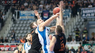 HT Premijer liga: 9. kolo: KK Zadar – GKK Šibenik 81-72. Ive Ivanov