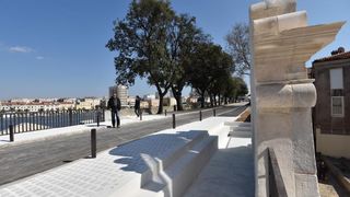 17.03.2016., Zadar – Danas je otvoren promet na Muraju koji je bio obustavljen zbog radova na vratima Svetog Krsevana u sklopu EU projekta HERA. Prema najavi iz Zupanije 6. travnja tog ce se dana svecano otvoriti Prolaz cara Augusta i Vrata sv. Krsevana. 17.03.2016., Zadar – Danas je otvoren promet na Muraju koji je bio obustavljen zbog radova na vratima Svetog Krsevana u sklopu EU projekta HERA. Prema najavi iz Zupanije 6. travnja tog ce se dana svecano otvoriti Prolaz cara Augusta i Vrata sv. Krsevana.