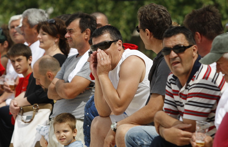 Zadar, 050611.
Na zadarskoj rivi zapocelo je prvenstvo Dalmacije u balotama koje organizira Slobodna Dalmacija. 
Prijavljeno je ukupno 19 ekipa.
Foto: Jure Miskovic / CROPIX