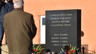 Ervenik: Obilježena 26. godišnjica stradanja obitelji Čengić
