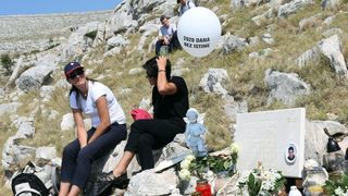 30.08.2015., Kornati – Na otoku Kornatu obiljezena je 8. obljetnica stradanja 12 vatrogasaca iz Sibenika, Vodica i Tisnog. Photo: Dusko Jaramaz/PIXSELL 30.08.2015., Kornati – Na otoku Kornatu obiljezena je 8. obljetnica stradanja 12 vatrogasaca iz Sibenika, Vodica i Tisnog. Photo: Dusko Jaramaz/PIXSELL