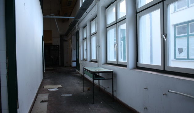 Devastirana bivša vojna baza Šepurine, Foto: Iva Idassa