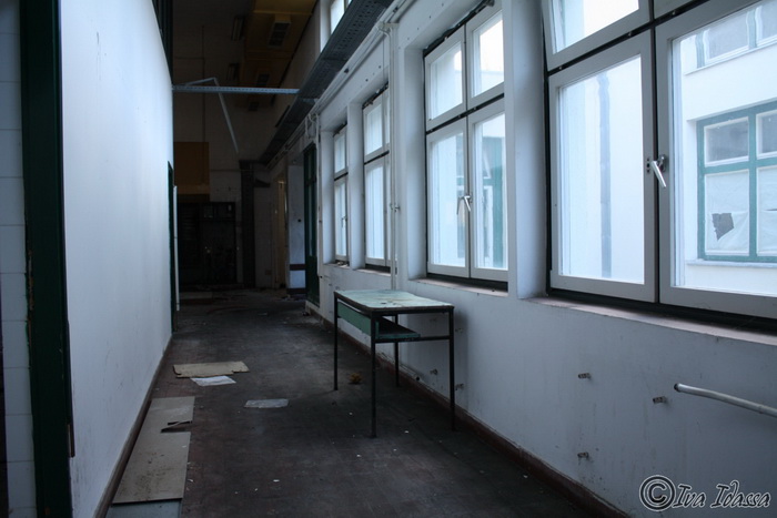 Devastirana bivša vojna baza Šepurine, Foto: Iva Idassa Devastirana bivša vojna baza Šepurine, Foto: Iva Idassa