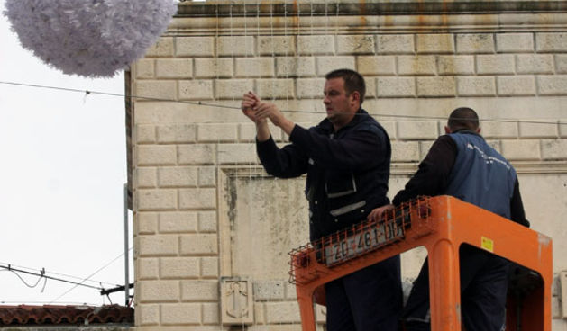 Ukrašavanje Poluotoka (foto: Marin Gospić)