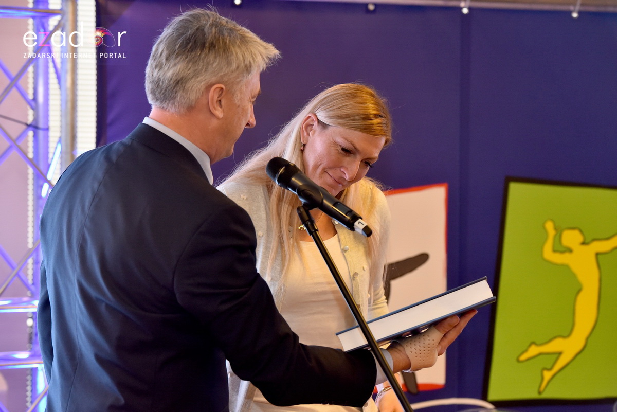 Na Višnjiku održana javna radionica “Zdravstveno usmjerena tjelesna aktivnost učenika” (ZUTA) Na Višnjiku održana javna radionica “Zdravstveno usmjerena tjelesna aktivnost učenika” (ZUTA)