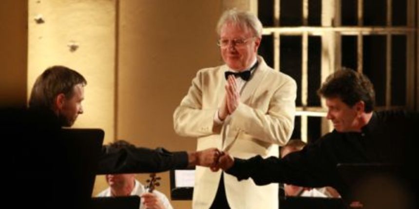 Pavle Dešpalj i Splitski komorni orkestar u Providurovoj palači Pavle Dešpalj i Splitski komorni orkestar u Providurovoj palači