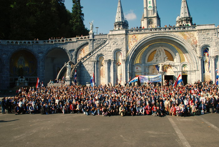 Zadarski vjernici u Lourdesu
