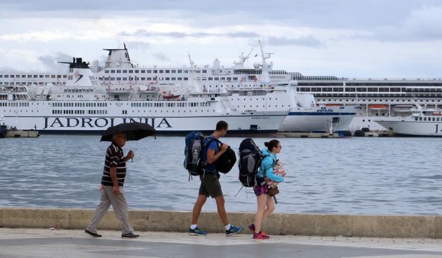 Kiša, kišobran, oblačno vrijeme