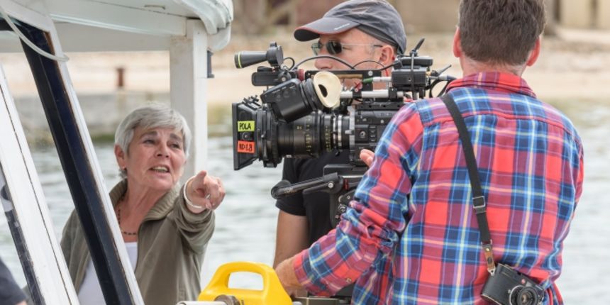 Belgijska redateljica Marion Hansel na snimanju u Ražancu, foto: HAVC Belgijska redateljica Marion Hansel na snimanju u Ražancu, foto: HAVC