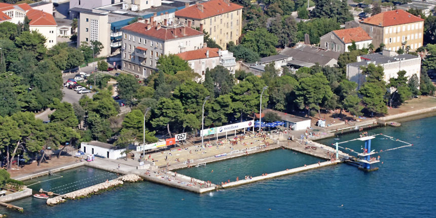 Zadar – Zračne snimke – Bazen Kolovare (foto: Marin Gospić) Zadar – Zračne snimke – Bazen Kolovare (foto: Marin Gospić)