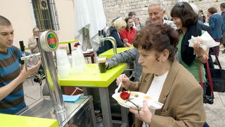 Proslava 1. svibnja na trgu Pet bunara