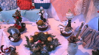 Paljenjem prve adventske svijeće i prigodnim zabavnim programom započela manifestacija Advent na otoku Viru