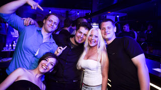 Subota u zagrebačkom Aquariusu protekla je u zagrijavanju za Moonsplash festival koji će se u zrćanskom Aquariusu održati od 11. do 13. kolovoza. Na Moonsplashu će nastupiti planetarne zvijezde elektroničke glazbe: Benny Benassi, Merk & Kremont, Dimitri V Subota u zagrebačkom Aquariusu protekla je u zagrijavanju za Moonsplash festival koji će se u zrćanskom Aquariusu održati od 11. do 13. kolovoza. Na Moonsplashu će nastupiti planetarne zvijezde elektroničke glazbe: Benny Benassi, Merk & Kremont, Dimitri V