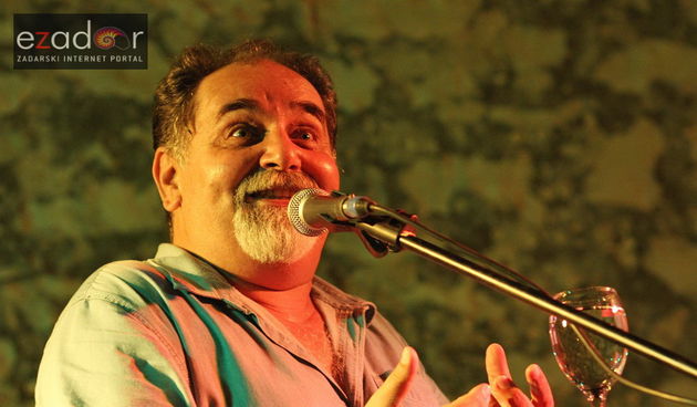 Večer komedije u Bibinjama: Željko Pervan i gosti na Trgu Sri sela