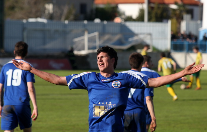 Zadar, 060413. Stadion na Stanovima.Utakmica 26. kola prve HNL izmedju NK Zadar i NK Istra. Na fotografiji: igrac Zadra Stipe Perica.Foto: Jure Miskovic / CROPIX